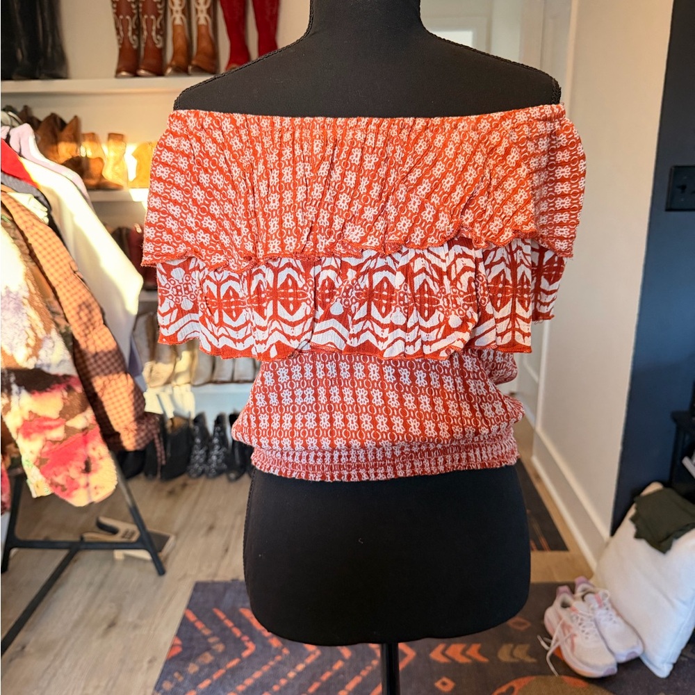 Chic Orange Patterned Off-Shoulder Blouse